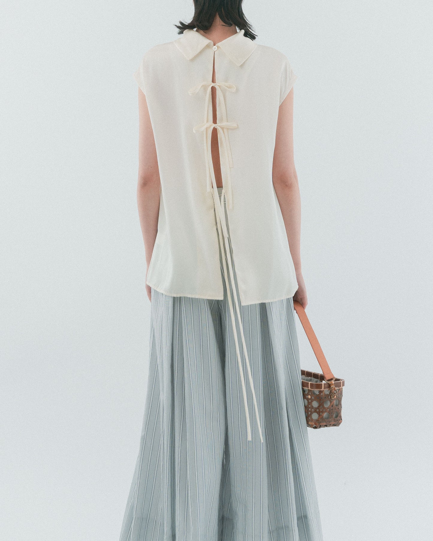 Beige transparent skin puff top