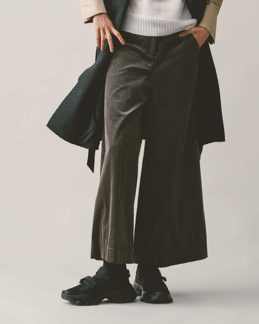 綠燈芯絨長寬褲