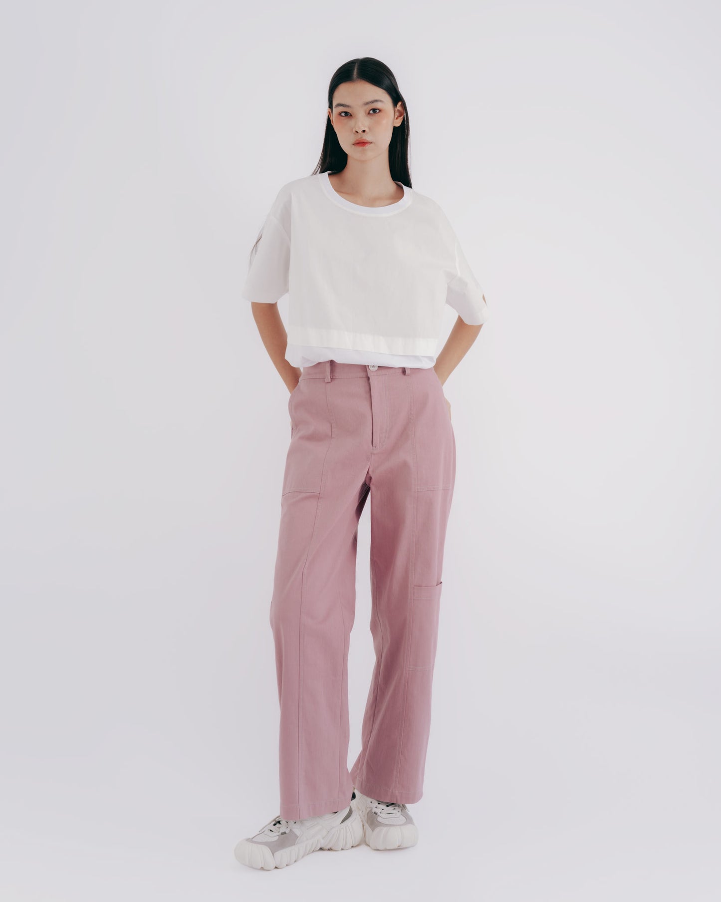Wide-cut Fake Two-Piece Layered T-Shirt (White)