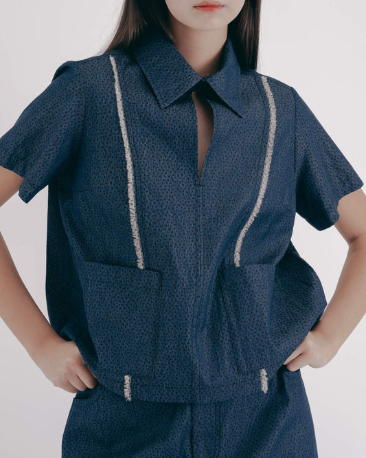 雨點緹花切線設計V領襯衫