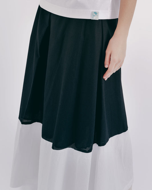 菱格織紋撞色拼接合摺褲裙(黑色)