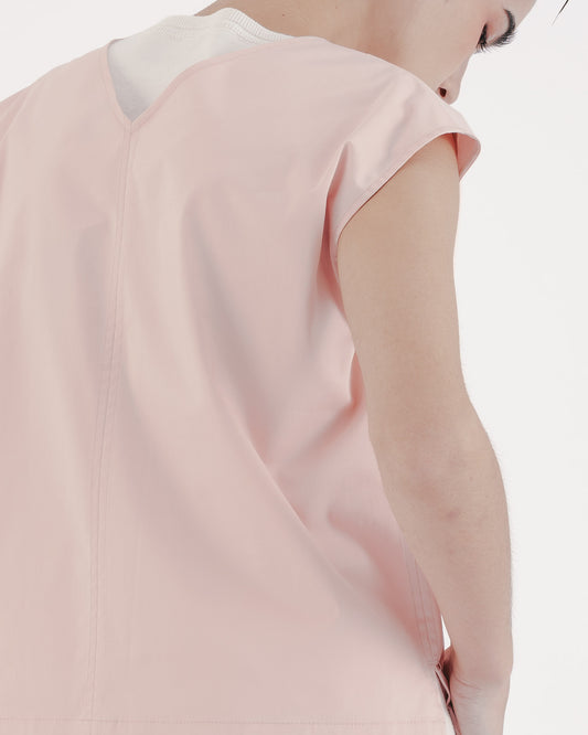 嫩粉鬆緊下擺圓領上衣