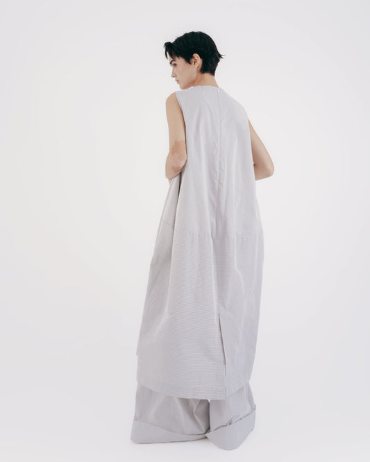 灰白條紋立體廓型洋裝