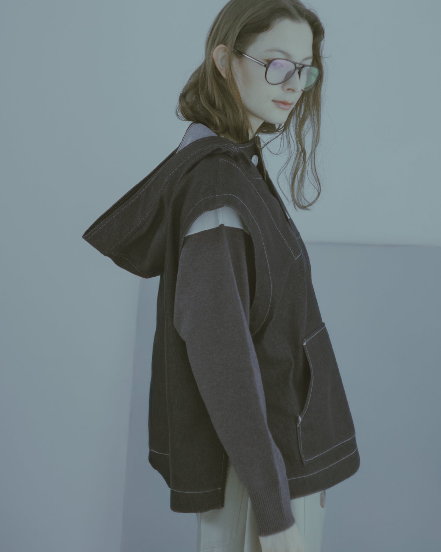 立體剪裁連帽牛仔背心(黑色)