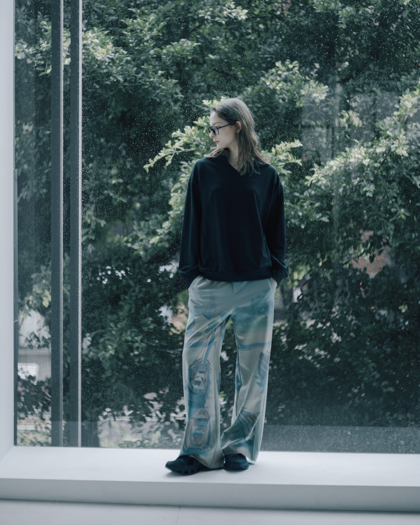 V領開口寬鬆上衣(黑色)