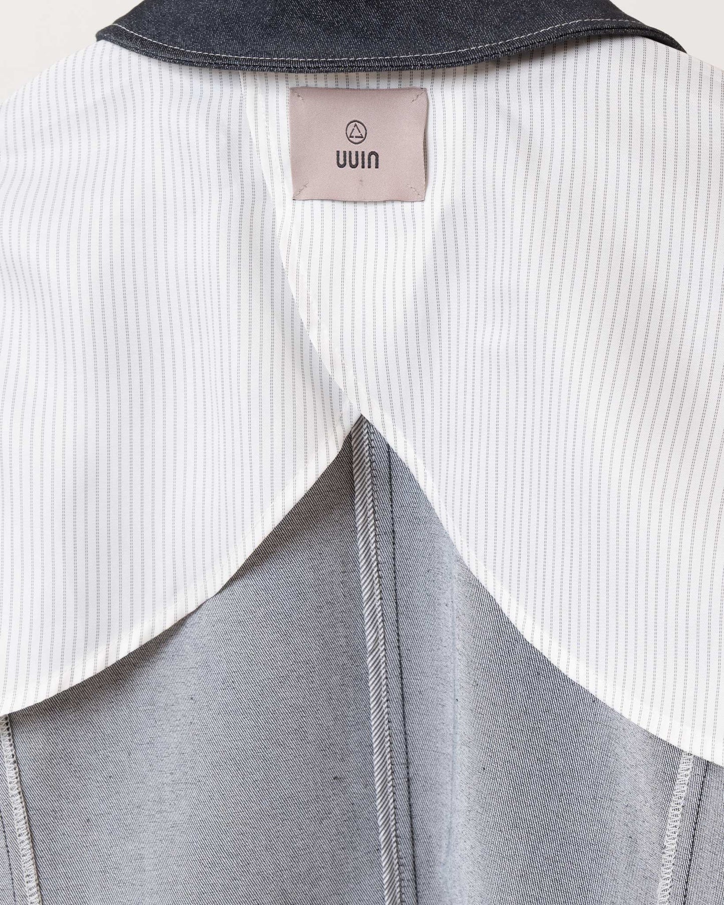 收腰挺版丹寧西裝外套(黑色)