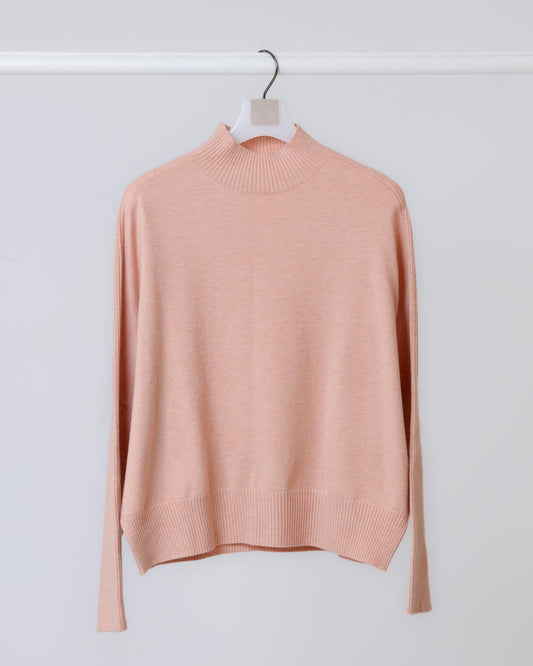 一體成型寬版連袖高領上衣(粉色)