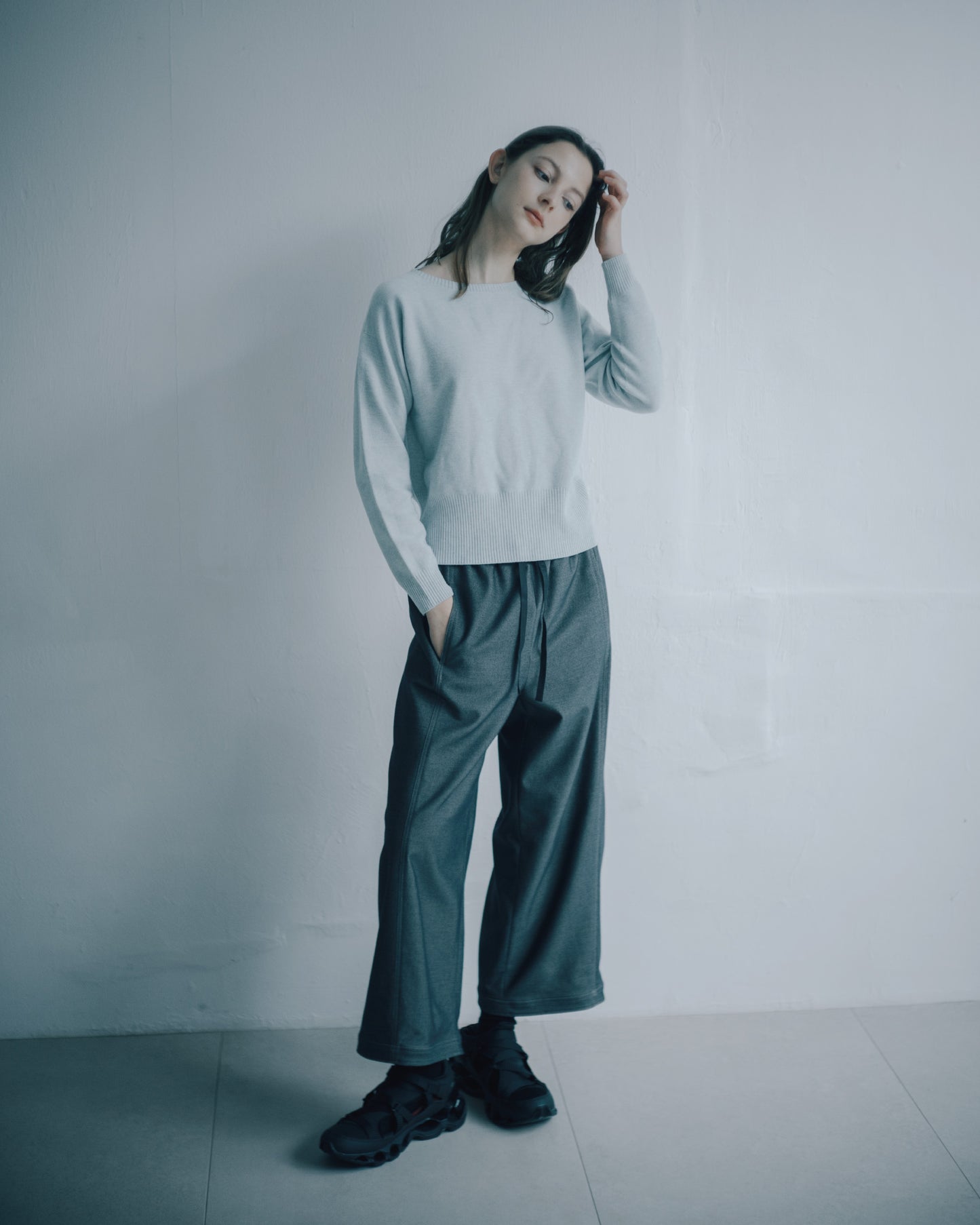 挺版船領針織上衣(灰藍)