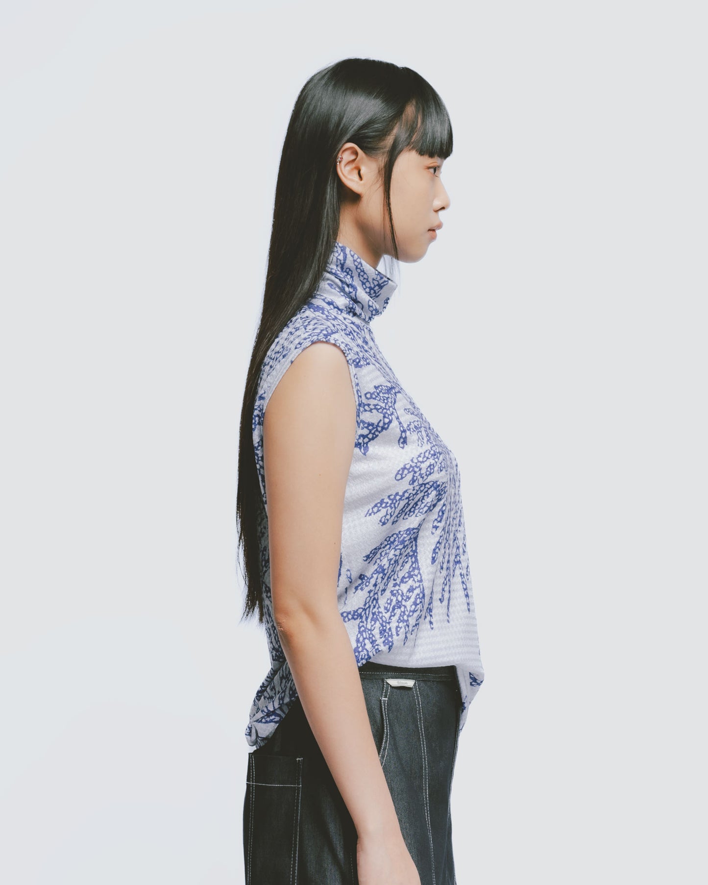 Coniferous Knit Turtleneck Sleeveless Top (Blue)