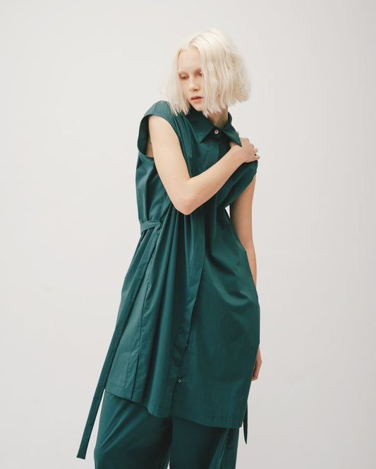 綠襯衫綁帶背心