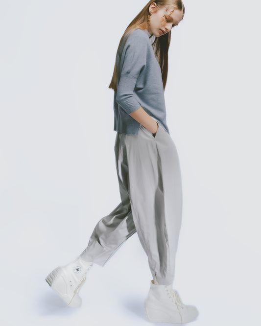 切線設計垂墜感氣球褲(淺灰)