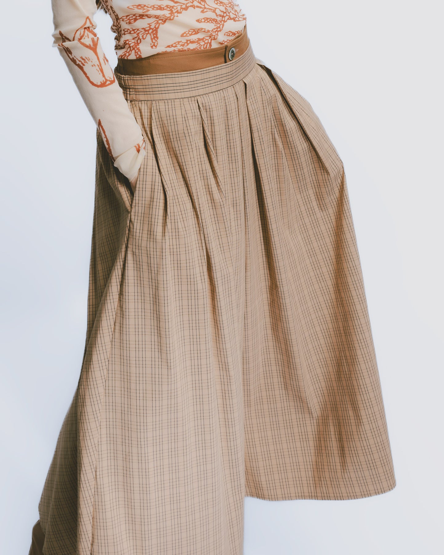 Khaki plaid elastic pleated loose skirt