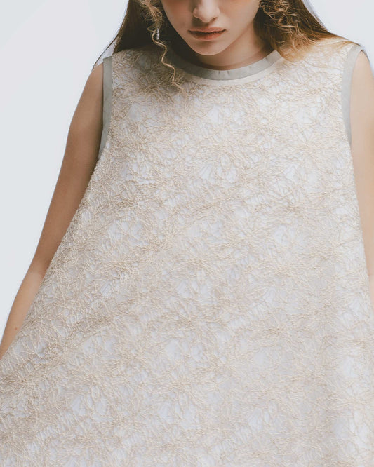 卡其網狀繡花無袖洋裝