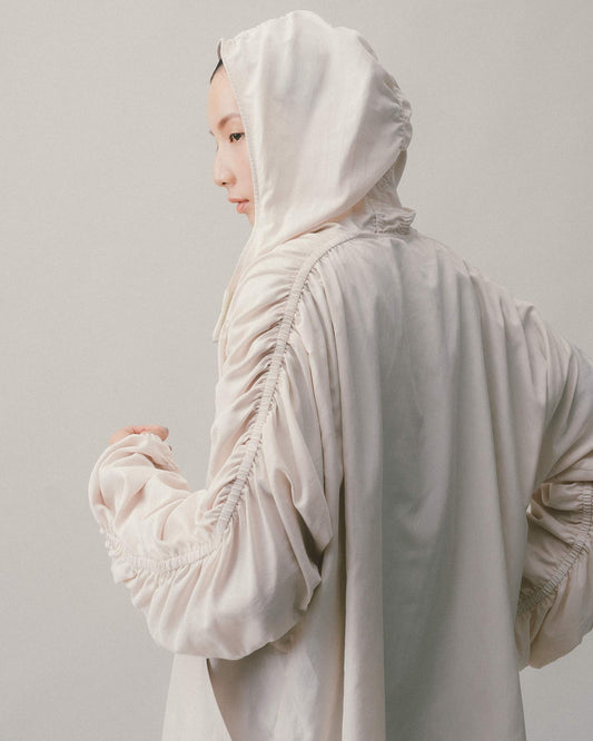 米色連帽抽皺外套