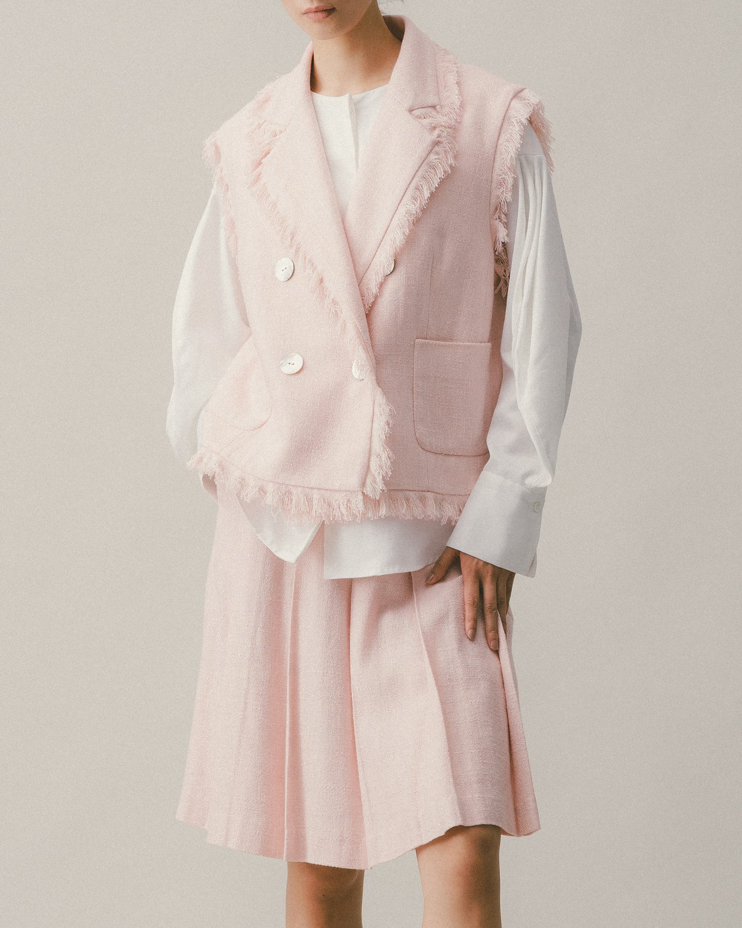 Pink wool box vest jacket