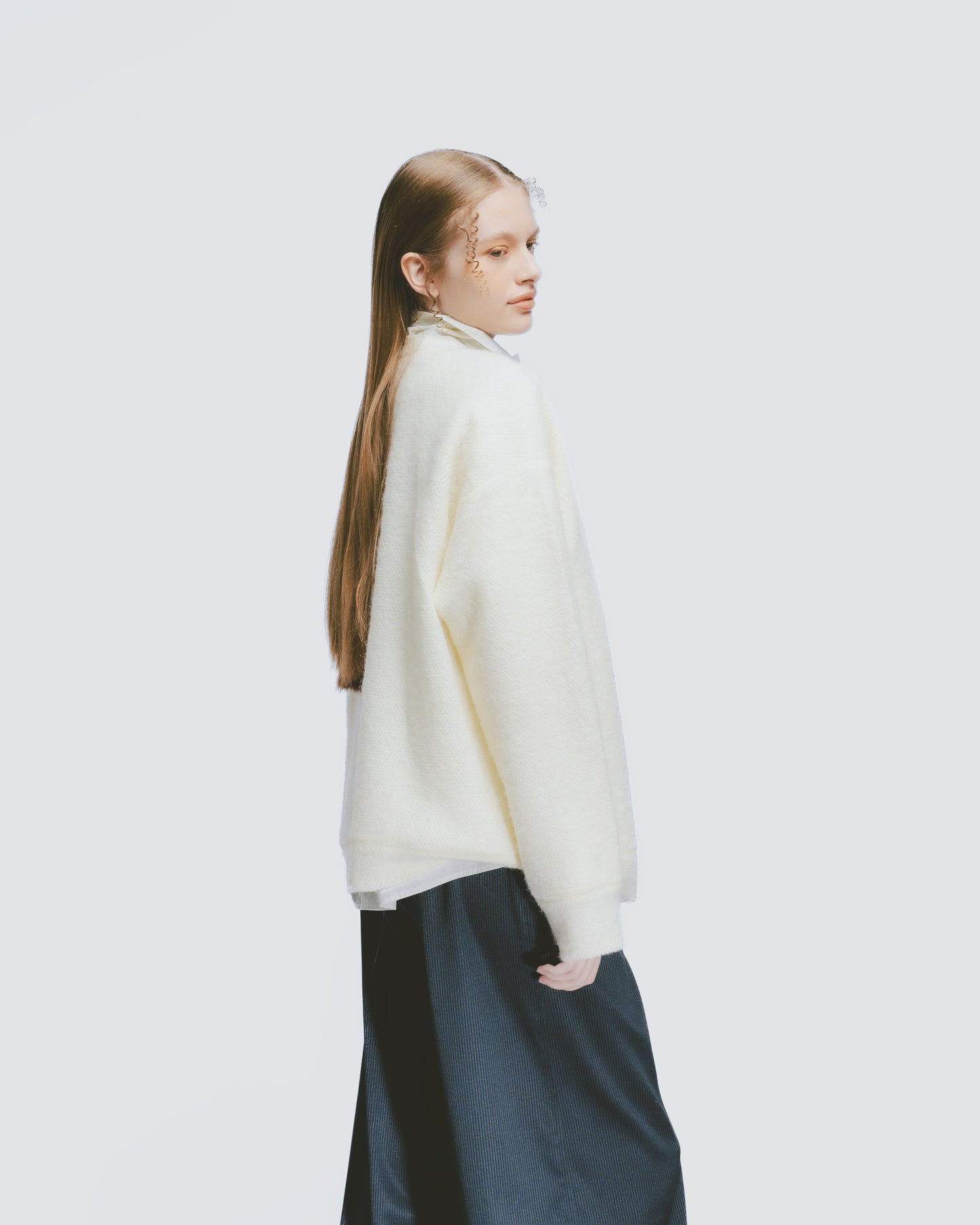 Angora blended cut edge university T (white)