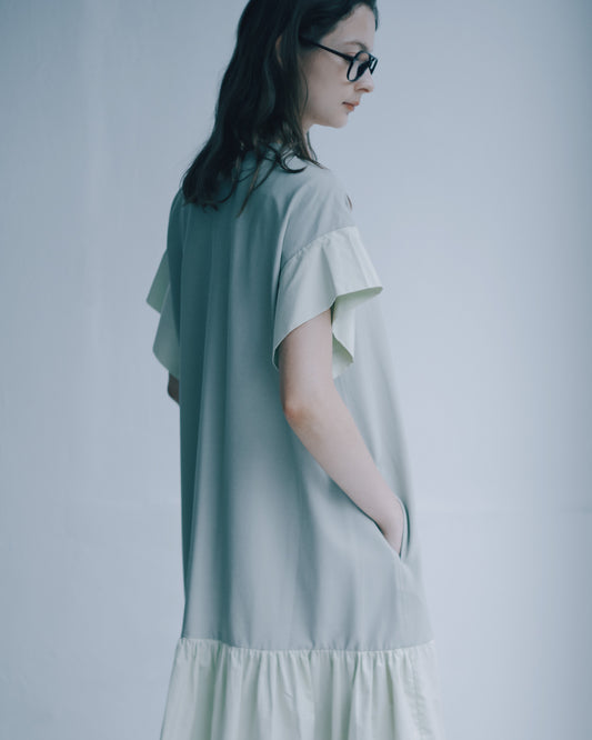 Two-color stitching fishtail dress (light green) 