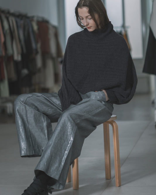 高領橫紋寬袖針織上衣(鐵灰)