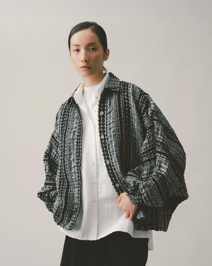 黑灰色條紋外套
