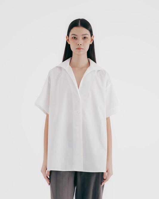 Unisex V-neck short-sleeved shirt (white) 
