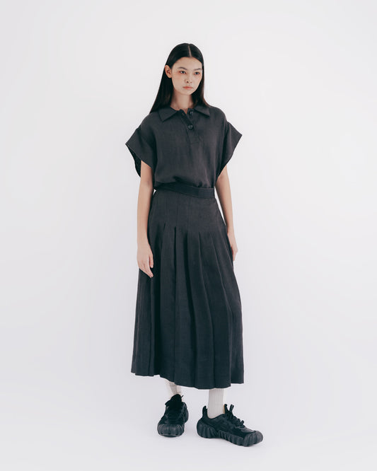 Square-Shaped Half-Breasted Sleeveless Shirt (Black and Gray) 