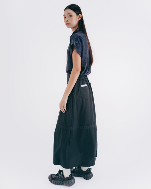 Layered A-line work skirt (black)