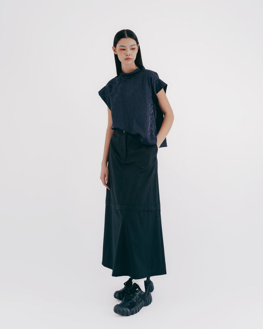 Silk and cotton blend lapel drop shoulder top (dark blue) 