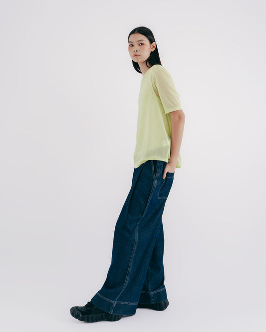 Bi-fold jeans with contrast stitching 