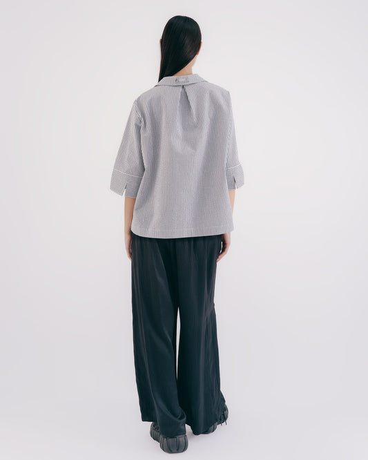 Striped Bubble V-Neck Three-Quarter Sleeve Top 