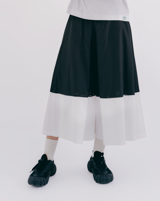 Diamond-Pattern Contrast Color-Patterned Folding Skirt (Black)