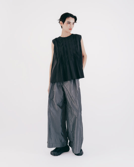 Pleated Umbrella Sleeveless Top (Black) 
