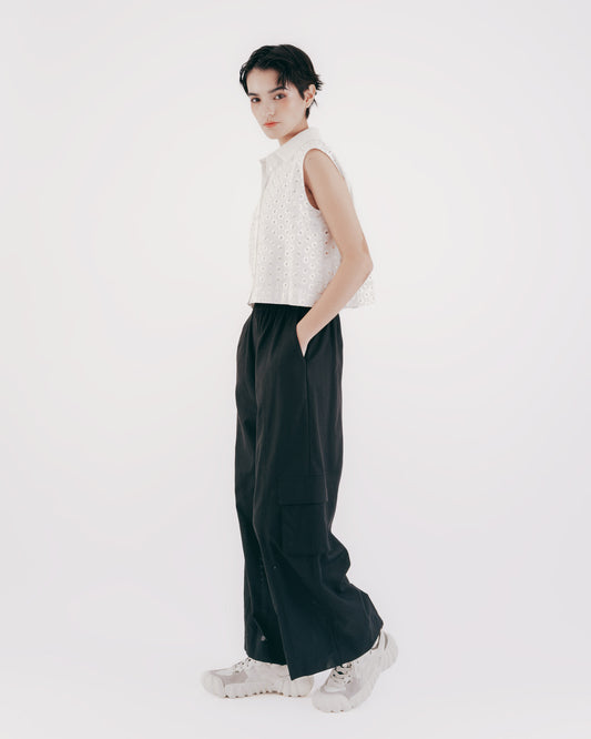 Japanese-style hole jacquard short sleeveless top (white) 