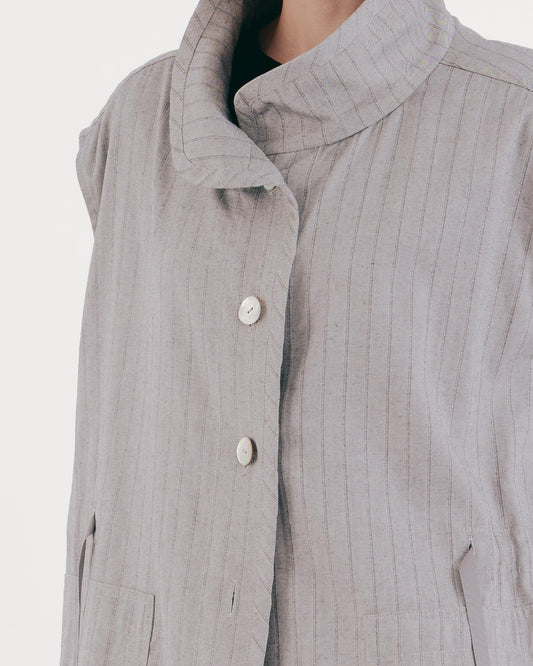 Delicate silver onion striped stand-up collar vest 