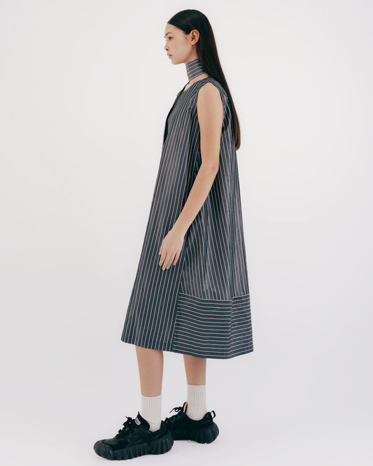 Silk Striped Sleeveless Tie Long Dress (Gray) 
