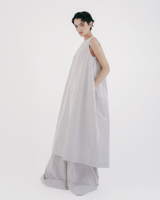 Gray and white striped three-dimensional silhouette dress 