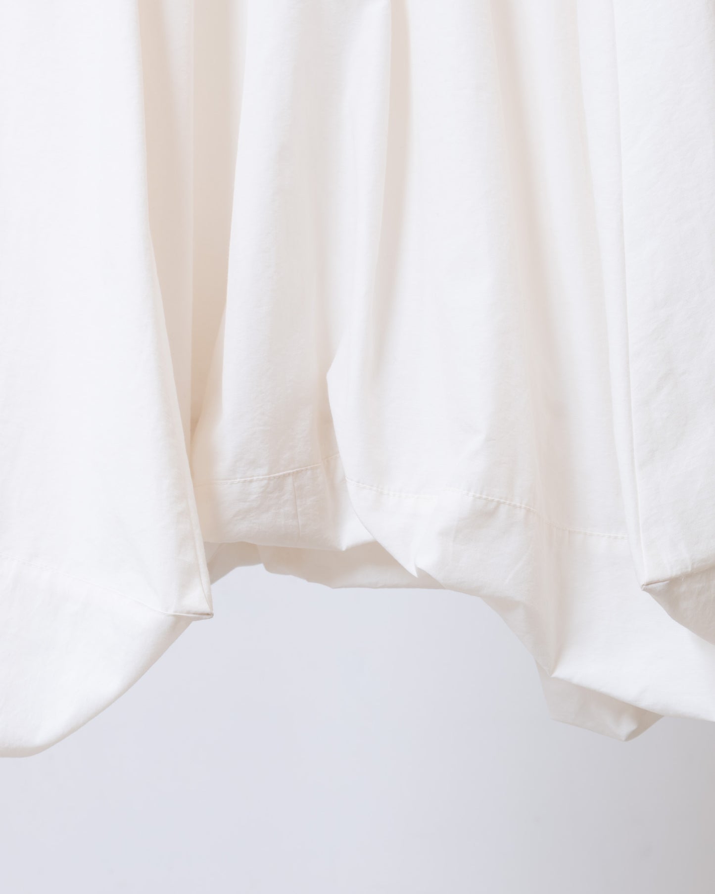 錐角泡泡圓裙(白色)