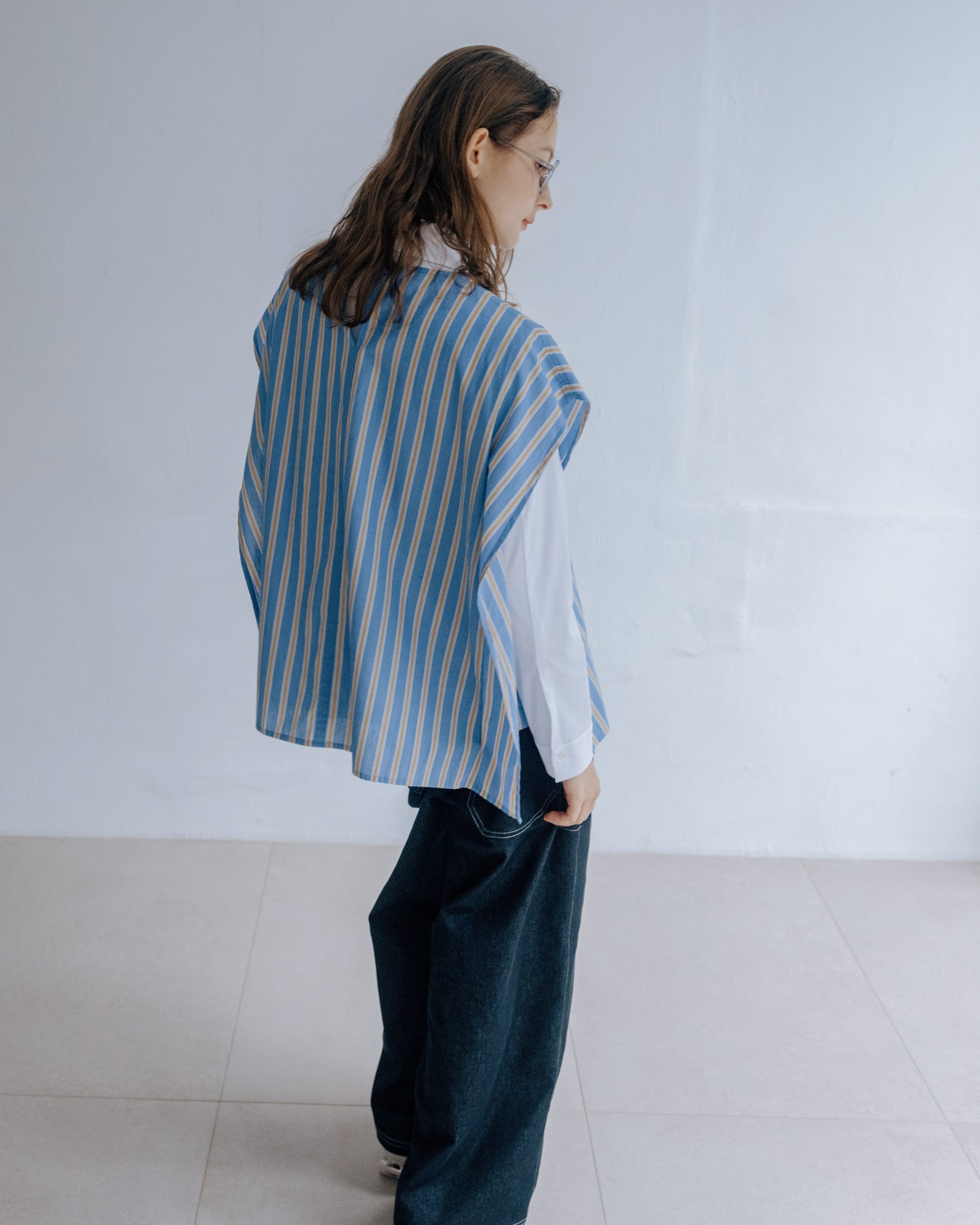 Three-Dimensional Striped Square Top (Blue) 