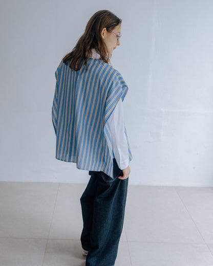 Three-Dimensional Striped Square Top (Blue) 