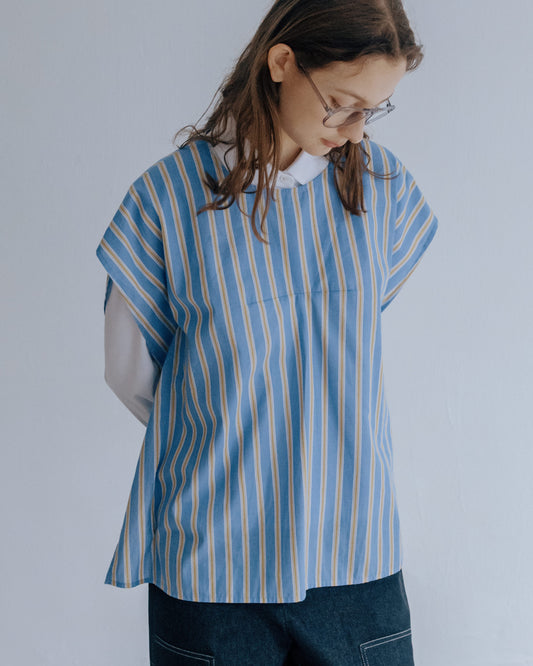 Three-Dimensional Striped Square Top (Blue) 