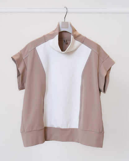 撞色高領剪接無袖上衣