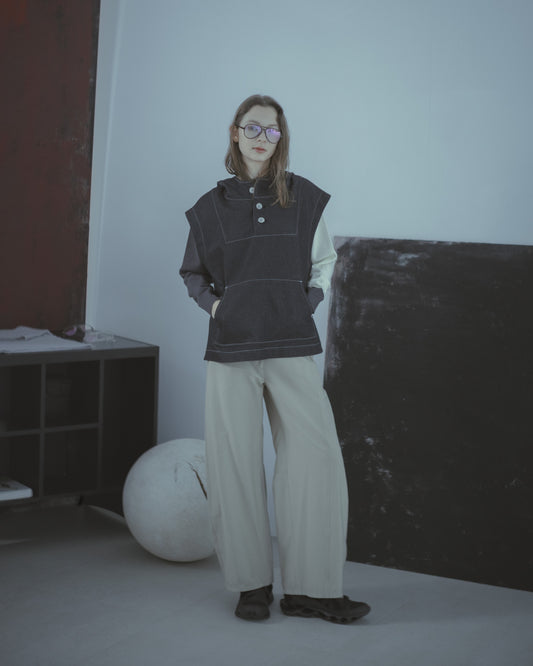 立體剪裁連帽牛仔背心(黑色)