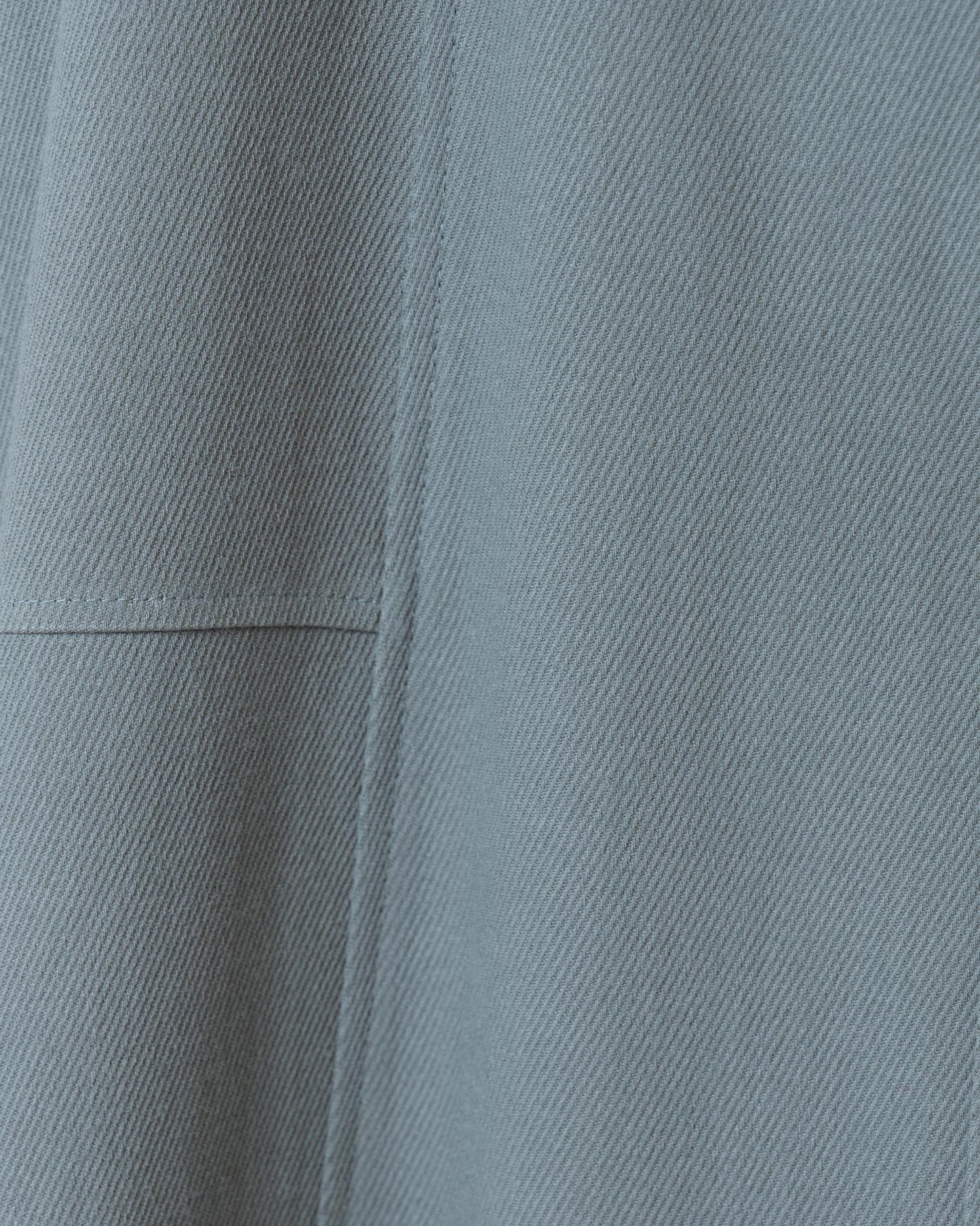 純色斜紋拼接A字裙