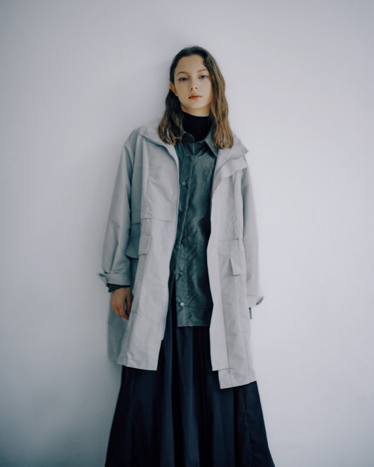 光澤質感高領風衣外套