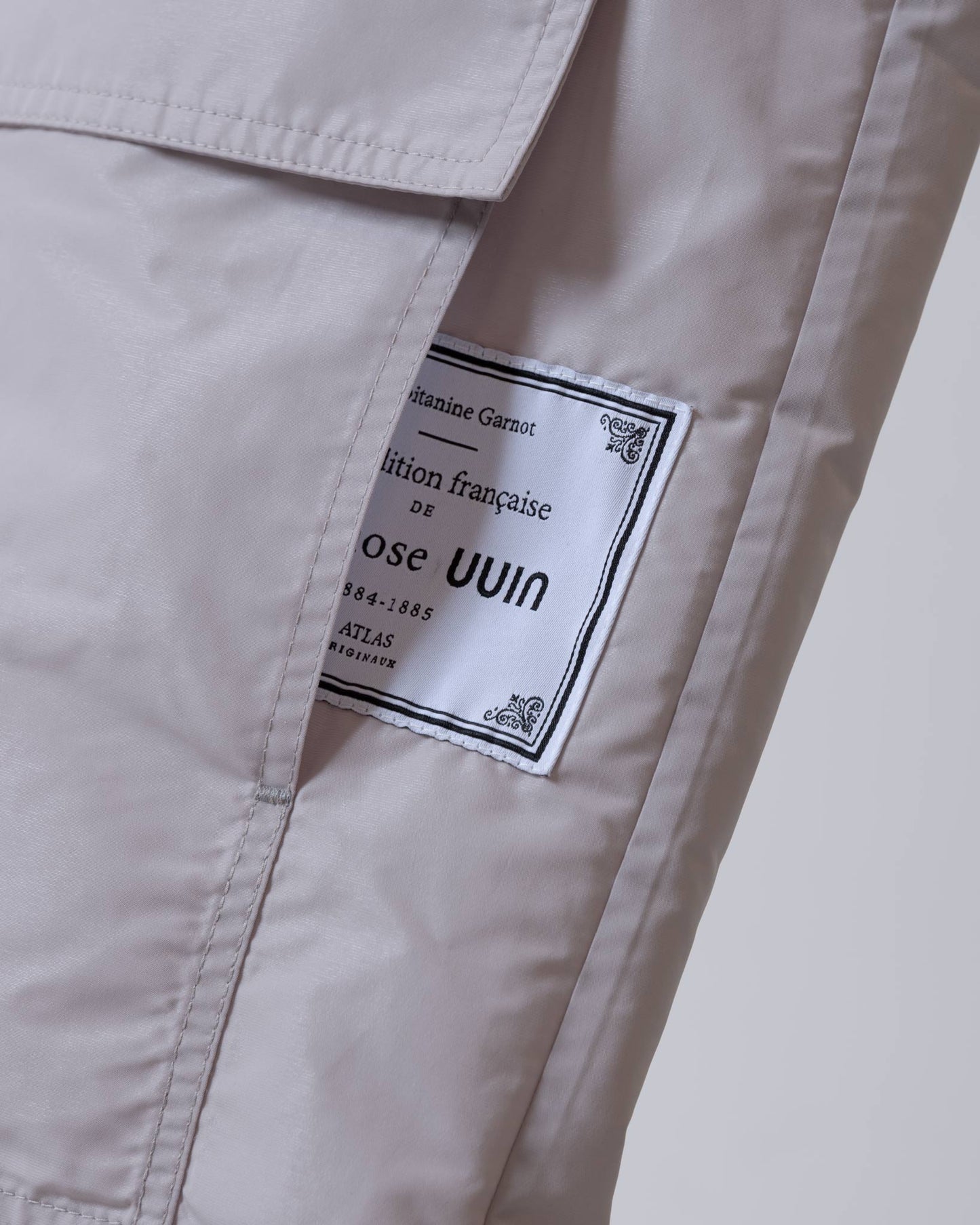 光澤質感高領風衣外套