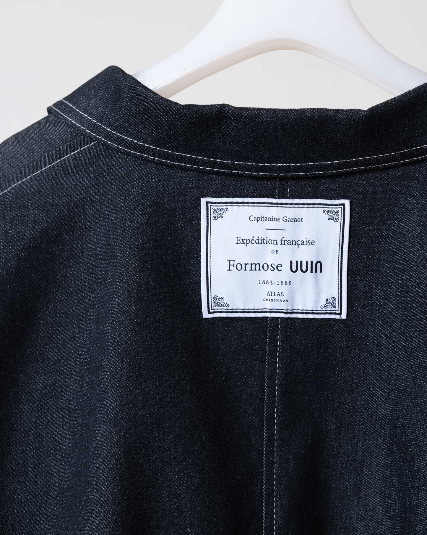 短版翻領牛仔夾克(黑色)