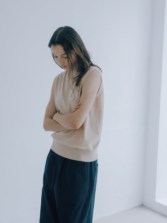 Layered three-dimensional work pants 