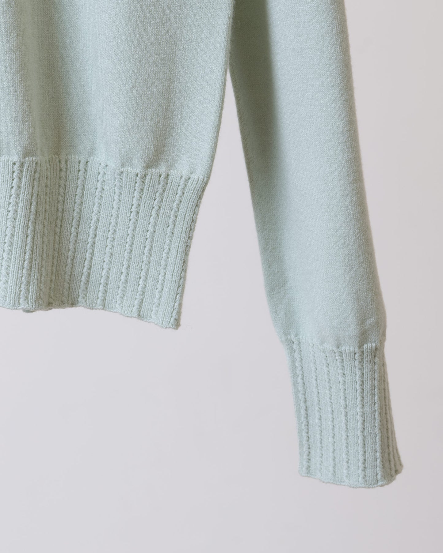 Rope-weave long-sleeved knit top (light green) 