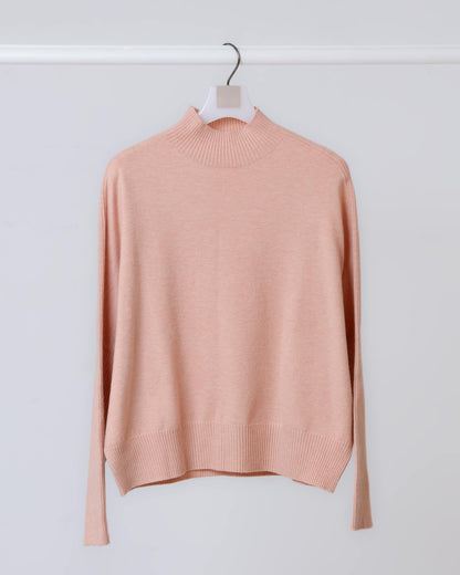 一體成型寬版連袖高領上衣(粉色)