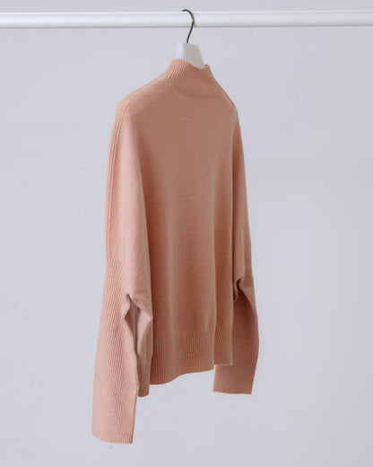 一體成型寬版連袖高領上衣(粉色)