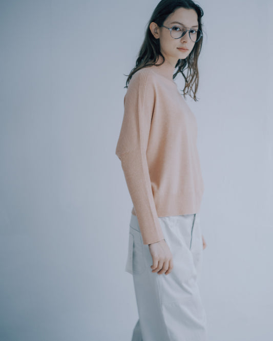 一體成型寬版連袖高領上衣(粉色)